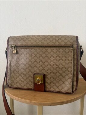 [VINTAGE] Celine Messenger Crossbody
